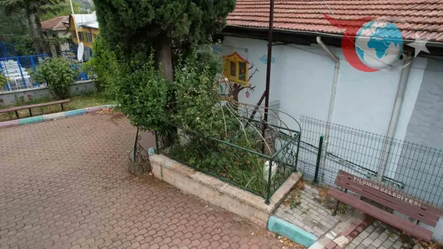 Molla Arap Hazretleri’nin Kabri İlgisizlikten Yıpranıyor