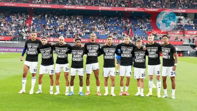 Fenerbahçe, Feyenoord Karşısında Sahaya Çıktı: Isınma Tişörtleri Dikkat Çekti