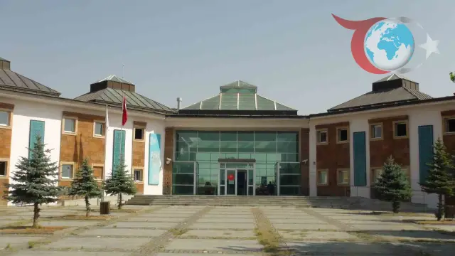 Ahlat Müzesi Geçici Olarak Ziyarete Kapatıldı: Yenileme Çalışmaları Başladı