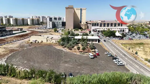 Diyarbakır'da Hastane Yakınında Ücretsiz Otopark Hizmete Açıldı