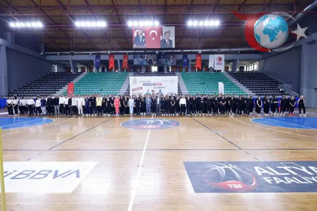 Denizli'de Gençler Ücretsiz Hazırlık Kursları ile Kariyerlerine Adım Atıyor