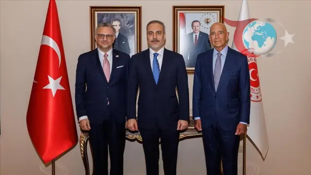 İstanbul'da Kritik Ziyaret: Bakan Fidan, Boulos'u Ağırladı