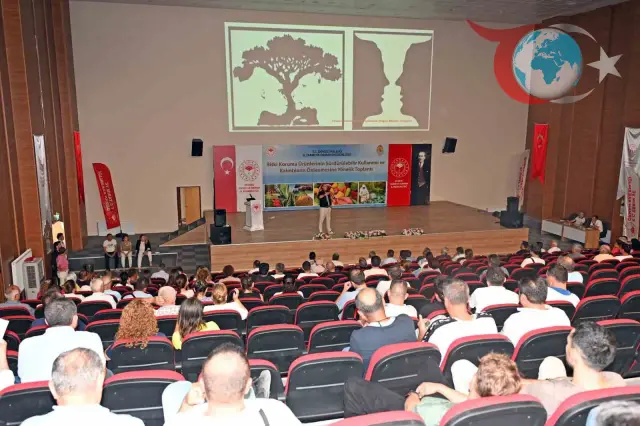 Denizli'de Bitki Koruma ve Kalıntı Yönetimi Üzerine Bilgilendirme Toplantısı
