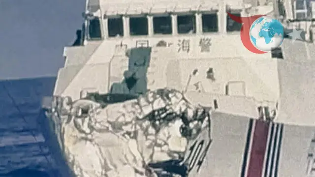 Güney Çin Denizi'nde Gerginlik: Çin Askeri Gemileri Çarpıştı