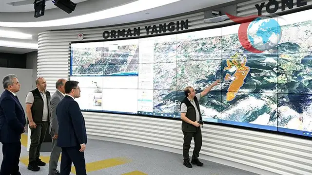Türkiye'de Orman Yangınlarıyla Mücadele Devam Ediyor