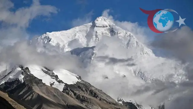 Everest Tırmanış Ücretlerinde Büyük Artış: Yeni Düzenlemeler ve Fırsatlar