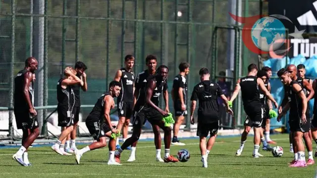 Ole Gunnar Solskjaer Yönetiminde İdmanda Taktik ve Kondisyon Çalışması