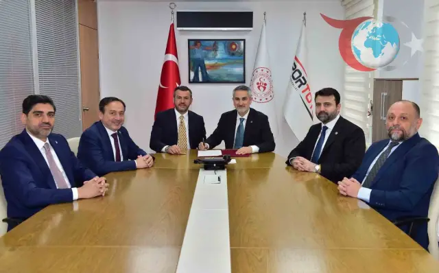 Karabük Belediyesi ile Spor Toto İş Birliğiyle Mahallelerde Spor Alanları Yenileniyor