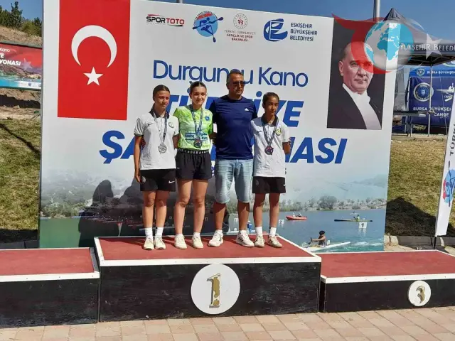 Bursa Büyükşehir Belediyespor Kano Takımı Türkiye Şampiyonası'nda Madalyalara Doymadı