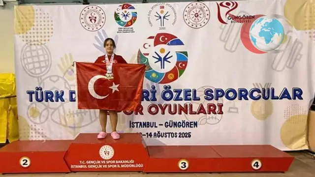 Elif Oral'ın Başarısı Muğla'da Yüzme Sporunu Zirveye Taşıyor