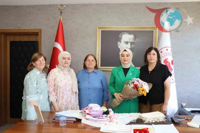 Erzurum'un İlk Kadın Kaymakamına Anlamlı Ziyaret