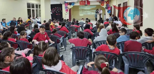 Bayburt'ta Öğrencilere Sağlık Eğitimleri Verildi