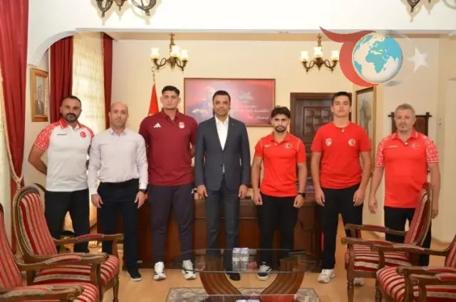 Bilecikli Genç Sporculardan Söğüt Kaymakamı’na Gurur Ziyareti