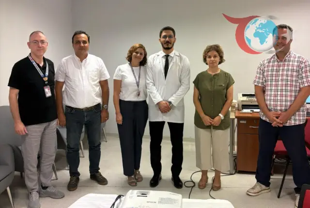 Muğla Eğitim ve Araştırma Hastanesi'nde Dr. Mustafa Nizam Uzmanlık Başarısı