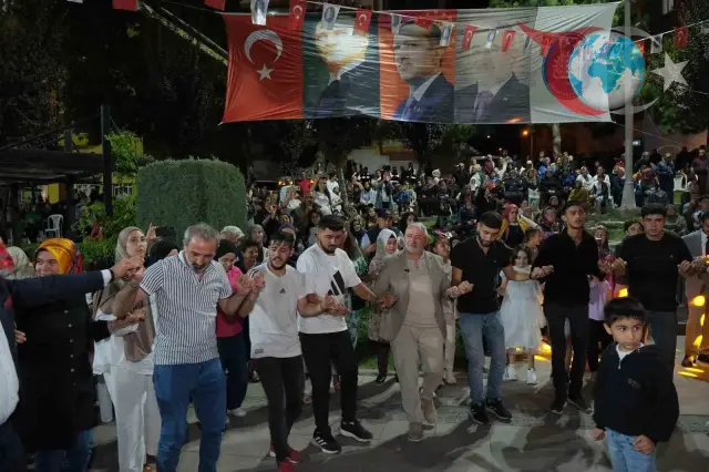 Çorum'da Mahalle Konserleri Renkli Etkinliklerle Başladı