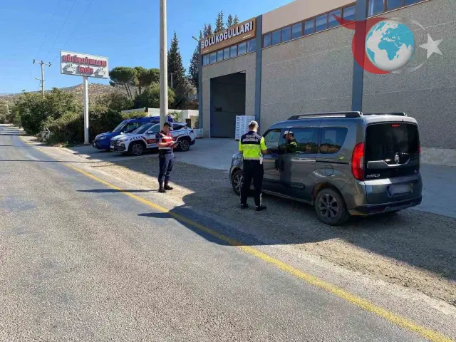 Köşk’te Jandarmadan Yoğun Trafik ve Asayiş Uygulaması