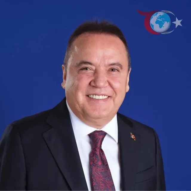 Antalya Büyükşehir Belediye Başkanı Muhittin Böcek, Cezaevinden Yazdığı Üçüncü Kitabıyla Gündemde