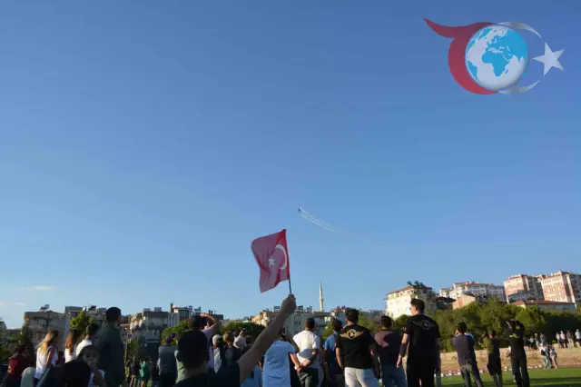 Demirci Kurtuluş Festivali'nde SOLOTÜRK Heyecanı