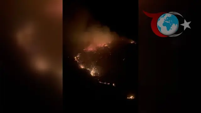 Marmara Adası'nda Makilik Alanda Çıkan Yangın Kontrol Altına Alınmaya Çalışılıyor