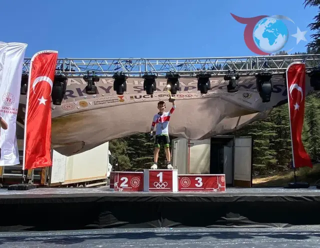 Türkiye Şampiyonası’ndan Sakarya'ya Başarı Yağdı: Bisiklet ve Güreş Takımları Zirvede