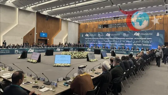 Rusya ve İslam Dünyası Arasındaki İlişkiler Forumda Ele Alındı
