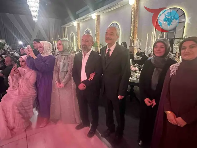 Kocasinan Belediyesi'nin Tanınmış Ailesinin Mutlu Günü
