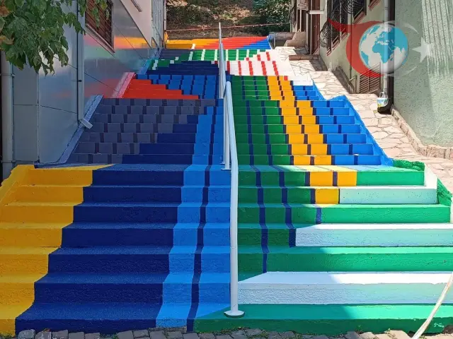 Bursa'da Sokaklar ve Caddeler Sanatla Renkleniyor