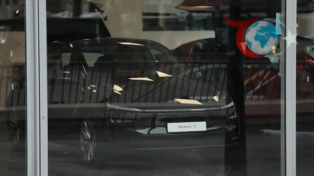 Avrupa'da Tesla Satışları Düşüşte: Nedenler ve Sonuçlar