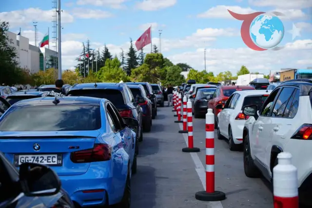 Avrupa'ya Dönüş Yapan Gurbetçilerden Vatan Özlemi