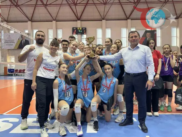 30 Ağustos Zafer Bayramı'nda Heyecan Dolu Voleybol Turnuvası Sonuçlandı