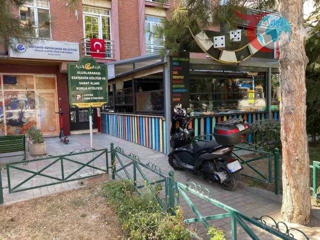 Park Uyarısını Görmezden Gelen Motosiklet Sürücüsü Tepki Çekti