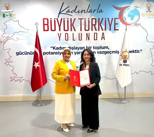 Aydın'da AK Parti Kadın Kolları'na Yeni Başkan: Şahika Edremit