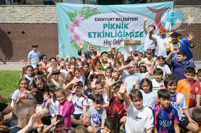 Esenyurt'ta Piknik Etkinlikleri Renkli Anlara Sahne Oldu