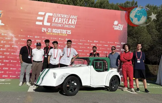 Muğlalı Öğrencilerden Elektrikli Araç Yarışlarında Büyük Başarı