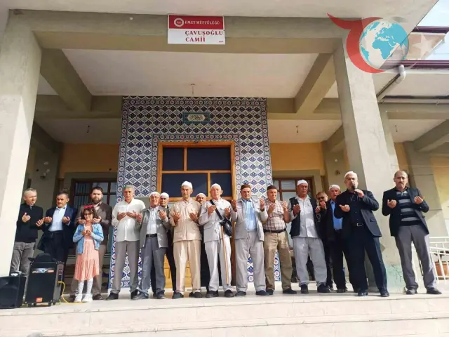 Emet’te Hacı Adayları Kutsal Topraklara Uğurlandı