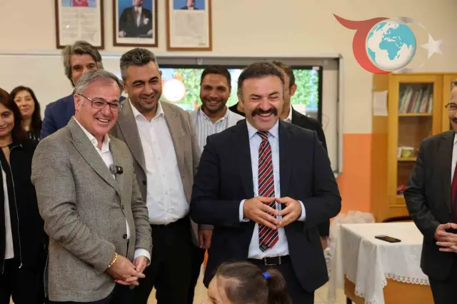 Hacılar'da Eğitime Coşkulu Başlangıç: Başkan Özdoğan’dan Anlamlı Ziyaret