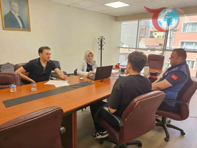 Gölcük Belediyesi'nden Çalışanlarına Sigara Bırakma Eğitimi