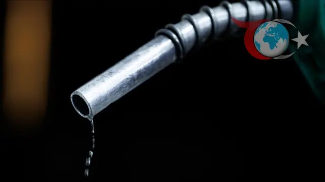 Petrol Fiyatları: Yükselen Stoklar ve Beklenen Düşüş