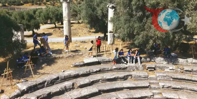 Genç Ressamlar Nysa Antik Kenti'nin Tarihini Tuvalle Buluşturdu