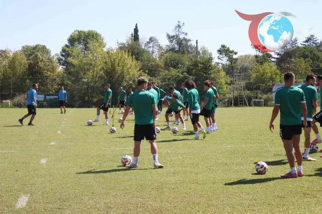 Sakaryaspor Erzurum Deplasmanına Hazırlanıyor
