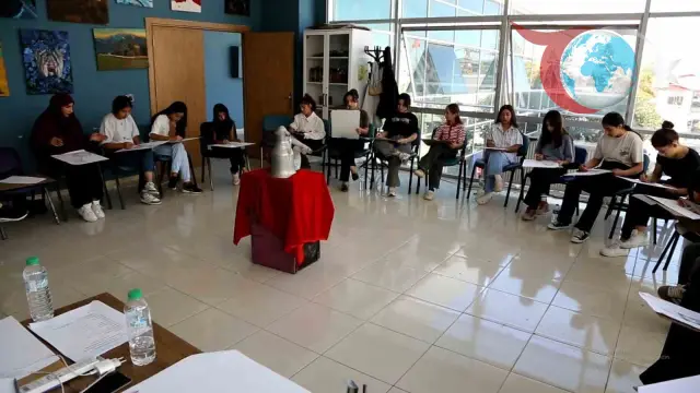 Van Büyükşehir Belediye Konservatuvarı’nın Yetenek Sınavı Heyecanı