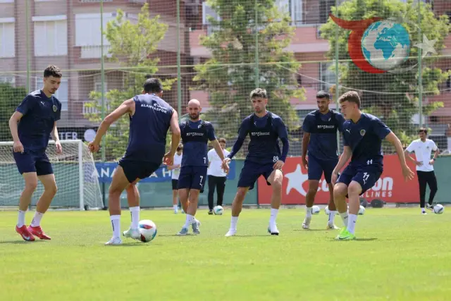 Corendon Alanyaspor, Beşiktaş Maçı Öncesi Son Antrenmanını Yaptı
