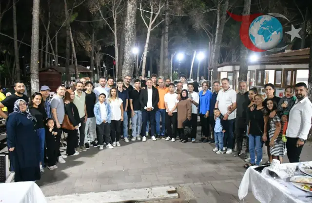 Yunusemre Belediyespor U17 Futbol Takımı'nın Unutulmaz Şampiyonluk Coşkusu