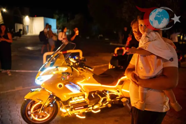 Çeşme'de Goldwing Tutkunlarının Buluşması: Uluslararası Katılım ve Etkileyici Etkinlikler