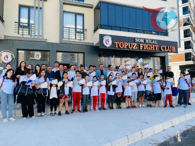 Elazığ'da Kick Boks Tutkunları Kuşak Atladı: Eylül Ayı Terfi Sınavları Tamamlandı
