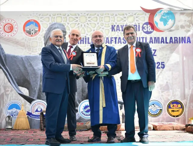Kayseri’de Ahilik Haftası Coşkuyla Başladı: Esnaf ve Sanatkârların Geleneği Yaşatılıyor
