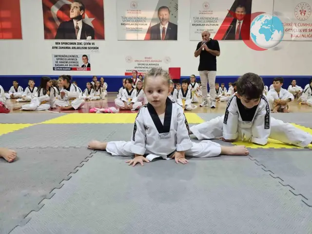 Gölcük’te Tekvando Başarısı: 253 Sporcu Bir Üst Kuşağa Terfi Etti