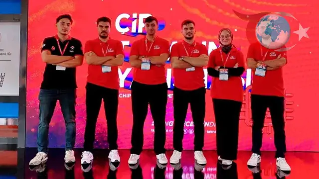Karabük Üniversitesi Öğrencileri TEKNOFEST 2025'te Çip Tasarımıyla Dikkat Çekti