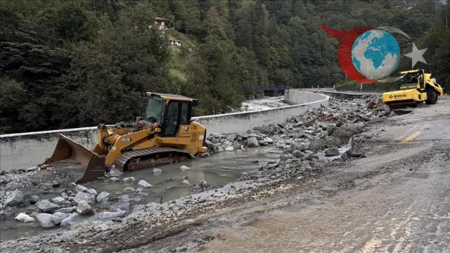 Doğu Karadeniz'de Sel ve Heyelan Sonrası Yoğun Çalışmalar Sürüyor
