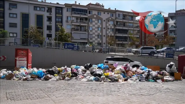 İzmir Karşıyaka'da Çöp Sorunu: İş Bırakma Eylemi Sonrası Sorunlar Devam Ediyor